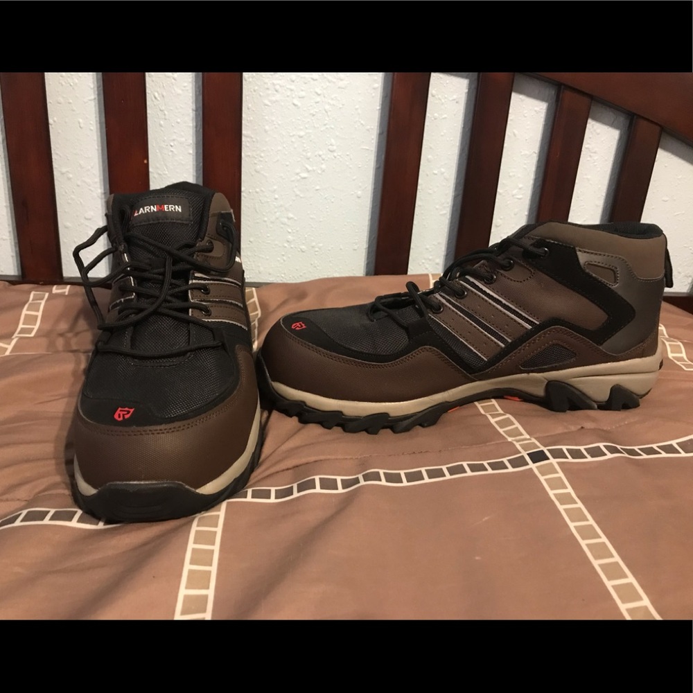 Larnmern shoes